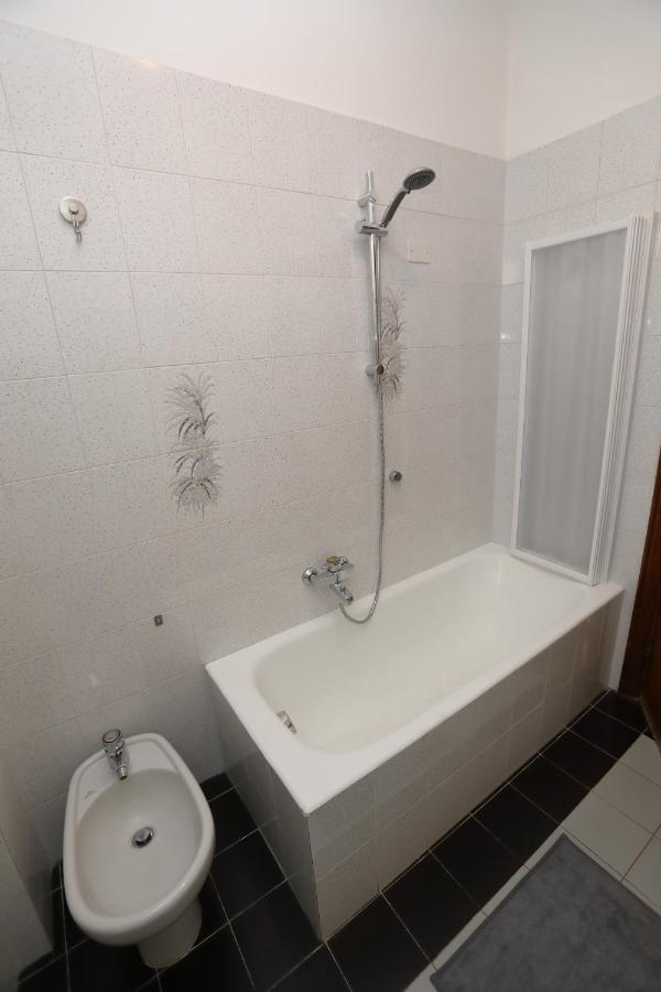 Apartament Dalla Nonna Casa Vacanze Sestri Levante Zewnętrze zdjęcie